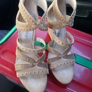 Jessica Simpson Wedges